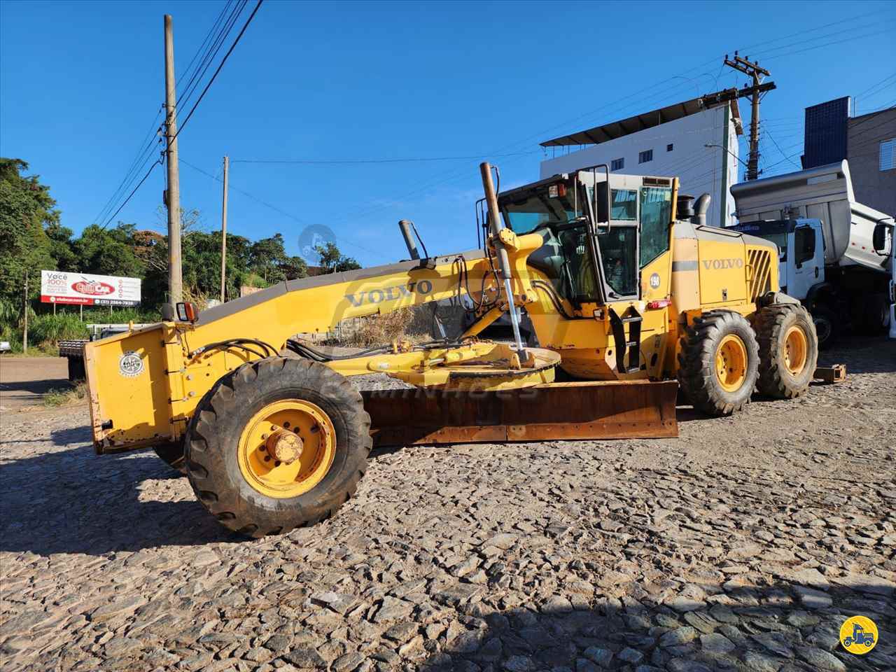 MOTONIVELADORA VOLVO G930 JG Veículos e Caminhões CONSELHEIRO LAFAIETE MINAS GERAIS MG